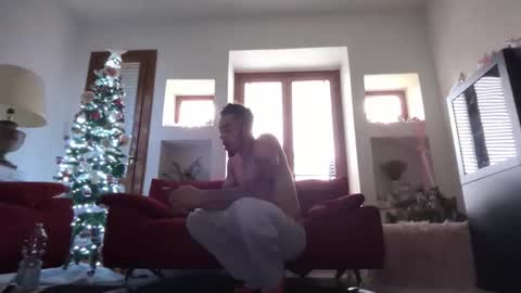 Magicsempai online show from December 16, 12:01 pm