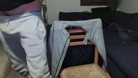 maialinofriuli online show from November 13, 4:39 am