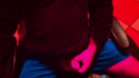 Maitai42 online show from April 13, 2:34 am