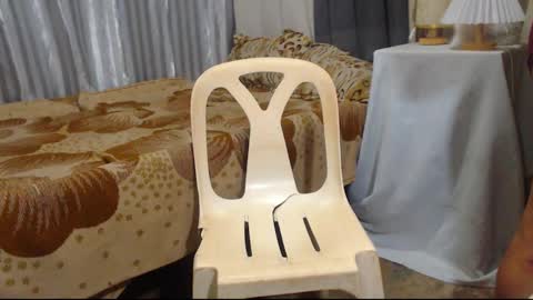 Annalyn online show from January 18, 3:49 pm