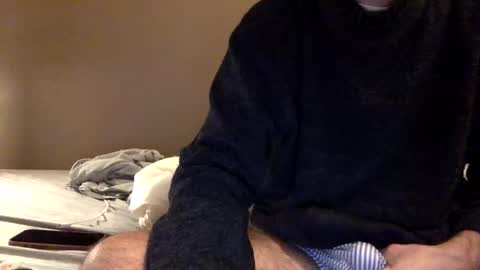 malefrench1 online show from February 10, 6:01 pm