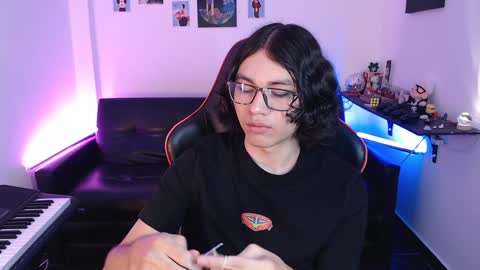 Snapshot of malik_harrison_ chatting on February 7, 2:15 pm Malik  online show from February 7, 2:15 pm