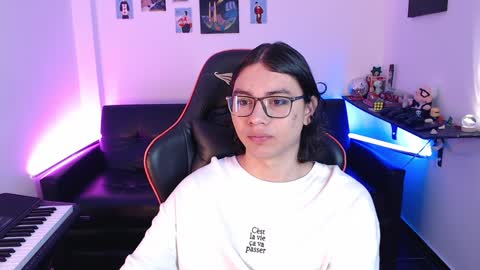 Snapshot of malik_harrison_ chatting on February 8, 2:16 pm Malik  online show from February 8, 2:16 pm