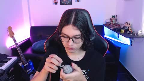 Snapshot of malik_harrison_ chatting on March 8, 3:43 pm Malik  online show from March 8, 3:43 pm