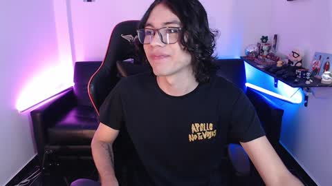 Snapshot of malik_harrison_ chatting on January 22, 3:07 pm Malik  online show from January 22, 3:07 pm