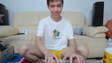 Andrew Ooi online show from December 17, 4:02 pm