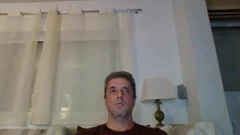 Snapshot of man211172 chatting on February 1, 6:51 pm man211172 online show from February 1, 6:51 pm