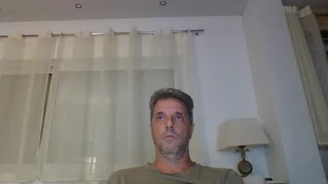 Snapshot of man211172 chatting on September 23, 5:56 pm man211172 online show from September 23, 5:56 pm