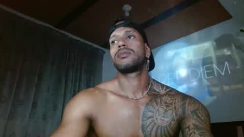 Manolo online show from November 2, 7:51 pm