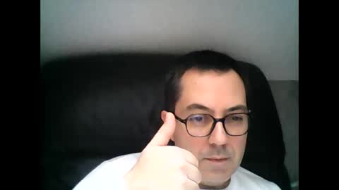 Snapshot of manu5933 chatting on January 30, 12:06 pm manu5933 online show from January 30, 12:06 pm