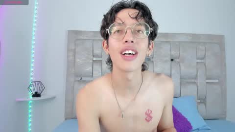 Manuel online show from December 18, 7:41 pm