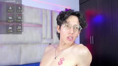 Manuel online show from December 27, 8:18 pm