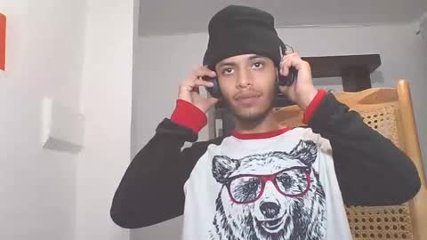 Manuel RL online show from March 2, 8:16 am