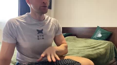 alex marvelxx online show from April 14, 7:41 am