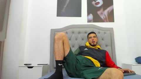 Marc Ruffalo online show from February 27, 8:08 pm