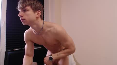 marc_solo online show from December 14, 9:27 am