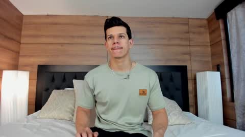 Marco Sullivan online show from December 25, 7:24 pm