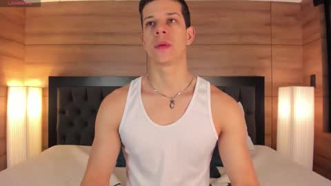 Marco Sullivan online show from October 3, 11:37 am