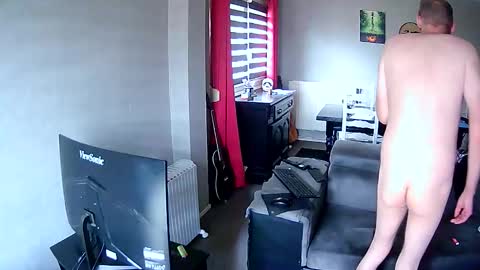 Snapshot of marcus48741 chatting on September 24, 11:41 am marcus48741 online show from September 24, 11:41 am