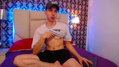 Marcus Hanks online show from February 25, 1:39 pm