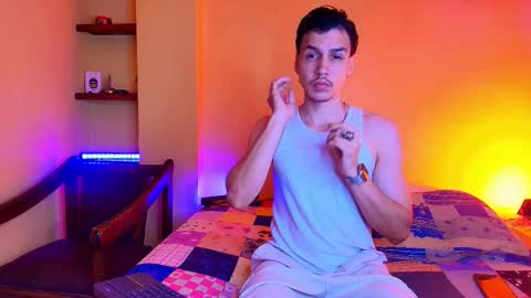 Marcus Hanks online show from October 7, 5:44 am