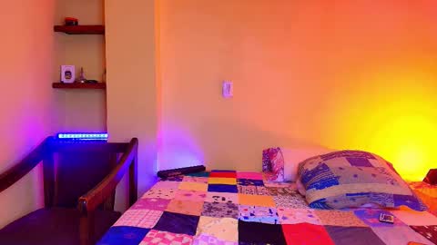 Marcus Hanks online show from October 3, 5:12 am