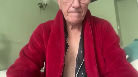 marhea online show from November 9, 1:48 pm