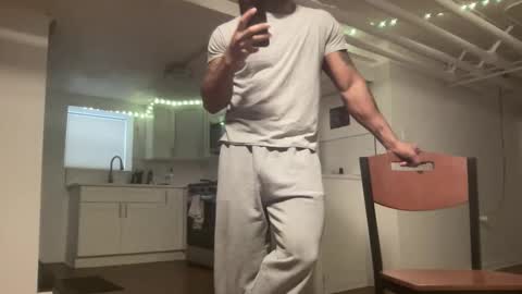 Z online show from December 22, 4:48 pm