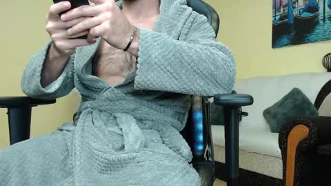 marioslim online show from December 23, 11:36 am