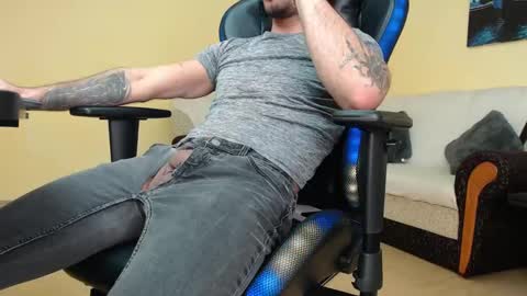 marioslim online show from January 2, 11:41 am