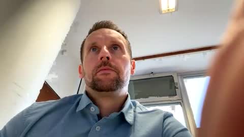 Mark online show from February 10, 1:16 pm