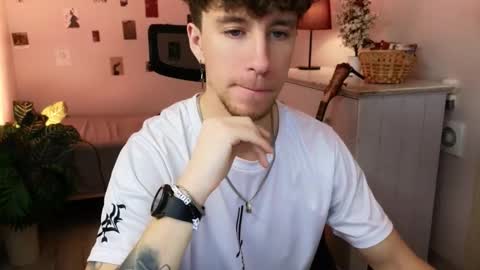 mark_caron online show from March 7, 10:29 pm