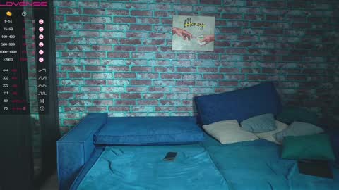 Mark online show from January 21, 8:44 am