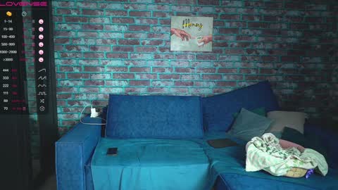 Mark online show from January 8, 2:46 am