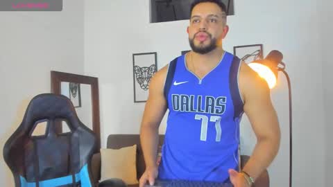 mark_x23 online show from November 20, 11:03 pm