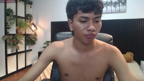 markbowie online show from December 19, 9:56 pm