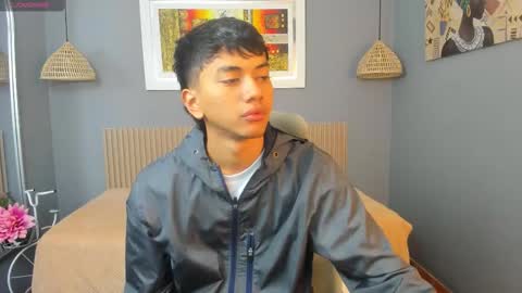 markbowie online show from September 10, 11:31 am