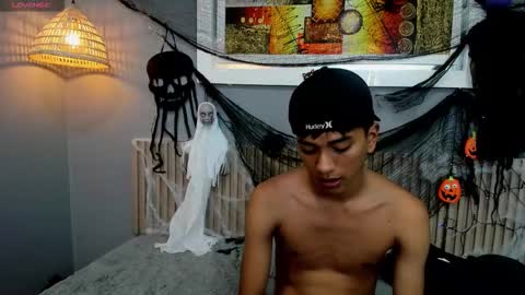 markbowie online show from October 21, 3:59 pm