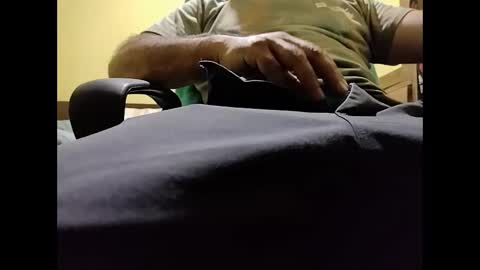 Snapshot of markoanto35 chatting on February 28, 3:59 am markoanto35 online show from February 28, 3:59 am