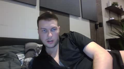 Snapshot of markster9696 chatting on January 12, 6:59 pm markster9696 online show from January 12, 6:59 pm