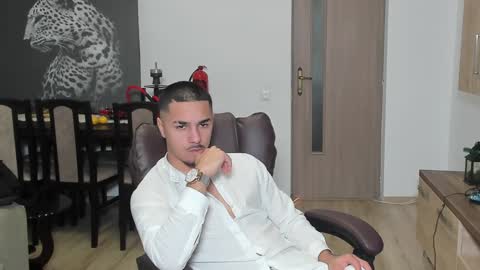 Tison online show from January 4, 2:46 pm