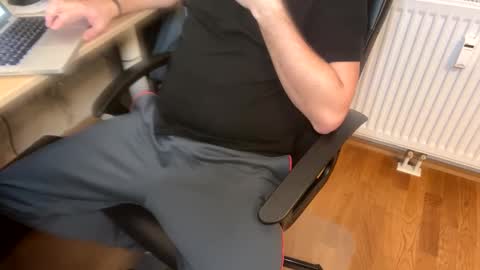 markus1987graz online show from February 3, 7:29 am