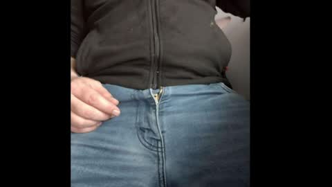markus81xxx online show from May 16, 6:17 pm