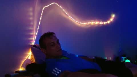 markymark101825061 online show from February 6, 9:32 am