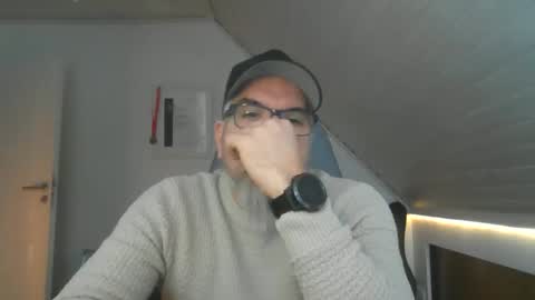 marriedcock1980 online show from February 16, 7:06 am