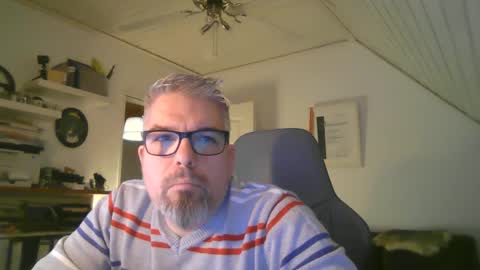 marriedcock1980 online show from January 13, 7:21 am