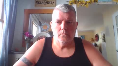 marriedguyold online show from May 7, 1:55 pm