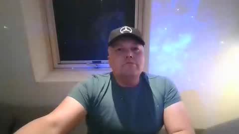 mars0481 online show from October 16, 5:21 pm