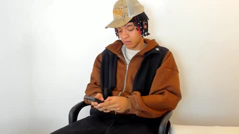 MARSHALL online show from February 17, 1:10 pm