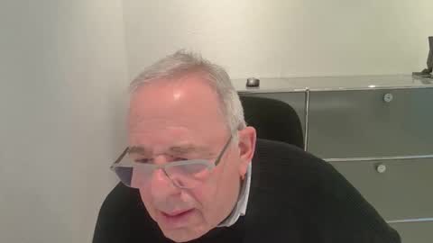 martin_1947 online show from February 8, 4:22 pm